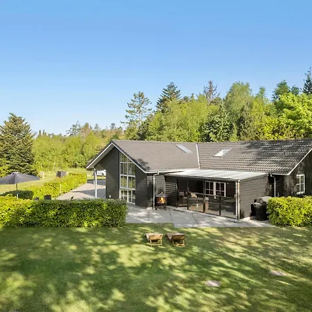 Awesome In With Kitchen Holiday home